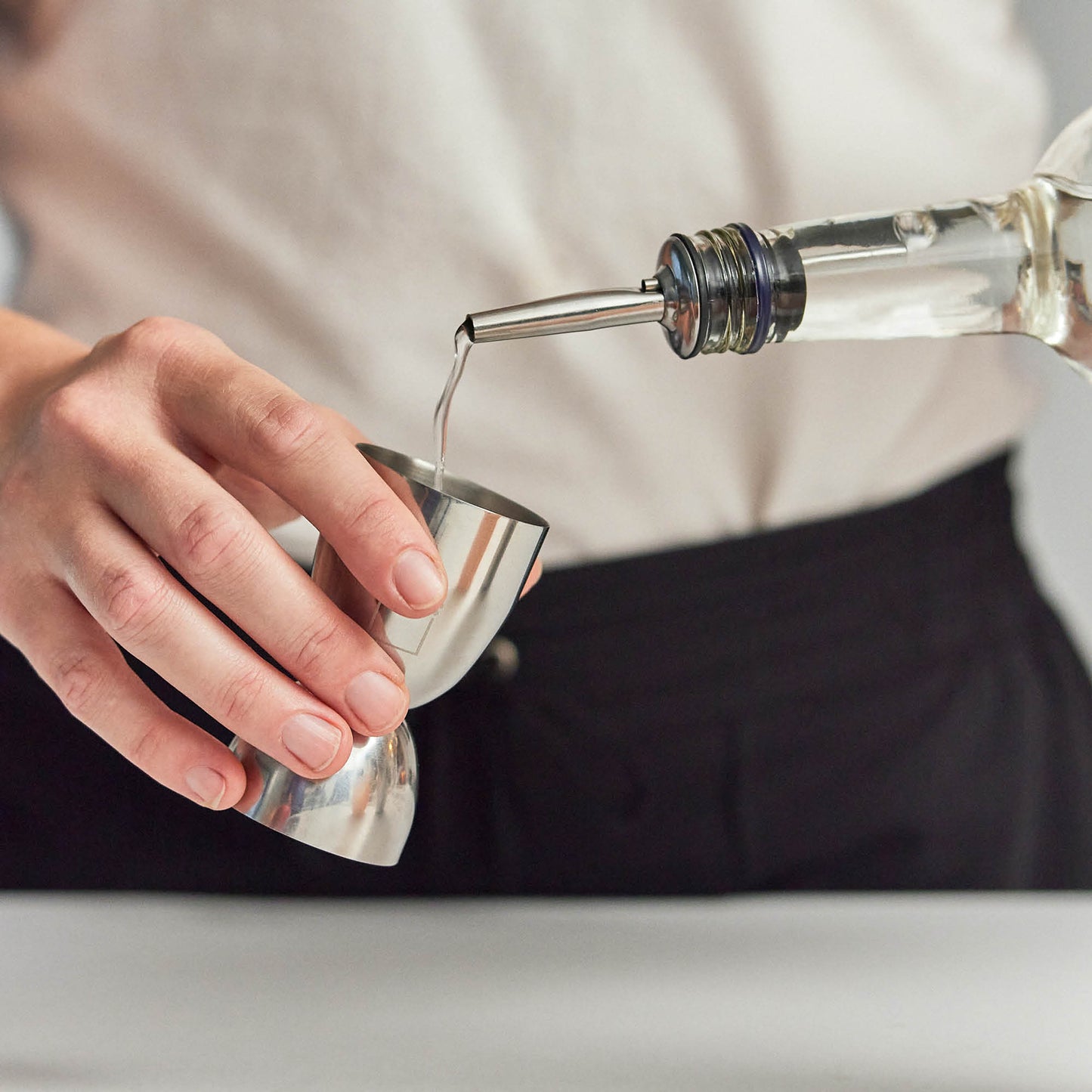 8 piece cocktail shaker set with wrapped case